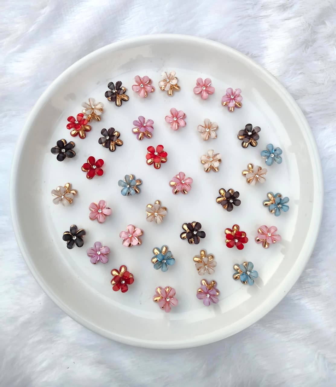 Metal Pearl Claw Mini